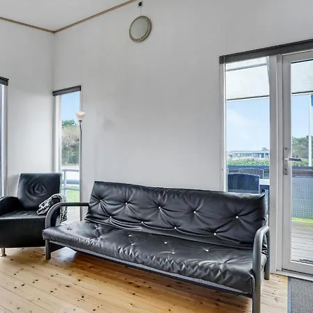 Gorgeous In With Kitchen