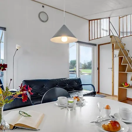 بيت للعطل Gorgeous In With Kitchen Vestervig