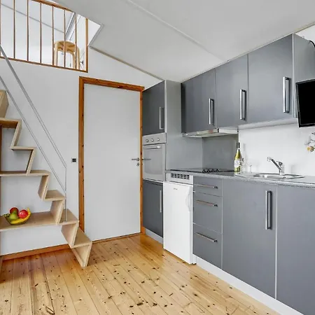 Gorgeous In With Kitchen بيت للعطل *