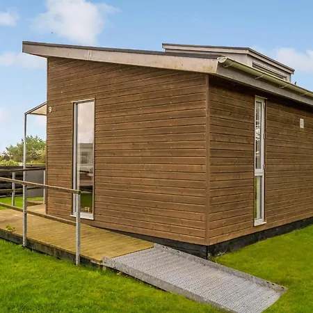 Holiday home Gorgeous In With Kitchen *
